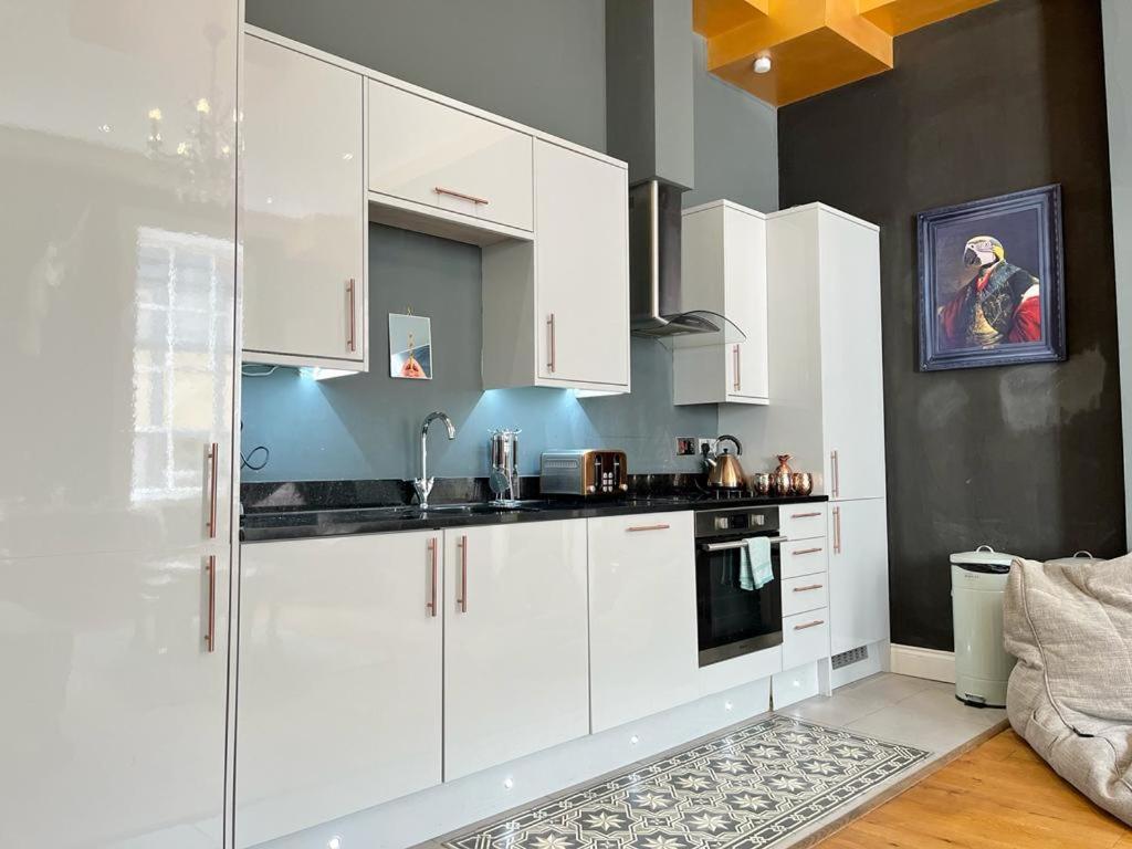 נוטינגהאם Unique & Luxurious 2 Bedroom City Centre Apartment מראה חיצוני תמונה