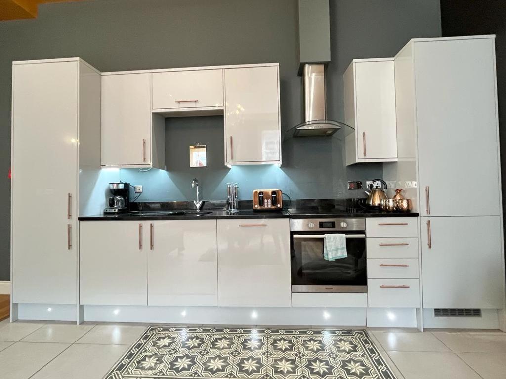 נוטינגהאם Unique & Luxurious 2 Bedroom City Centre Apartment מראה חיצוני תמונה
